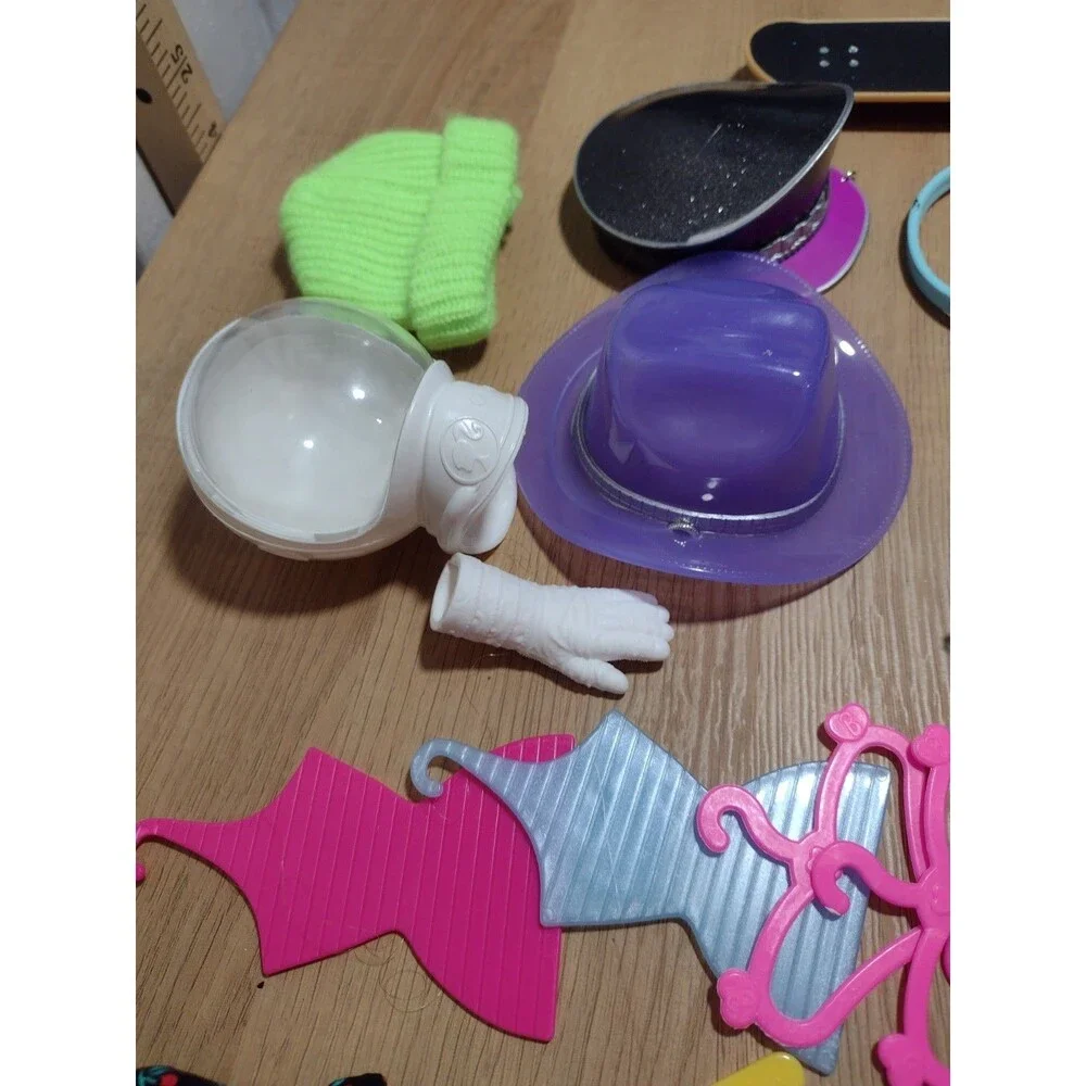 Rainbow High Shoes Accessories Hangers Combs LOT